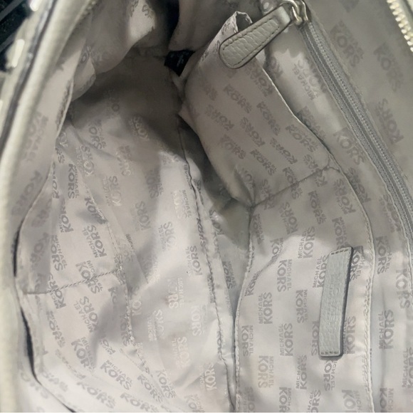 Leather Michael Kors Purse! - Picture 4 of 5